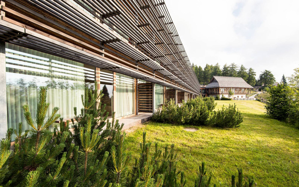 Das vigilius mountain resort besticht durch seine moderen Architektur. Quelle: vigilius mountain resort