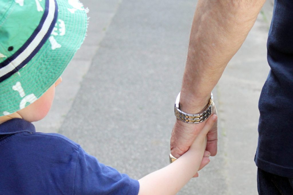 Der Verein Eben im Leben hat ein neues Projekt, das Kindern die Krabkheit Demenz erklären soll. Bildquelle: 59plus