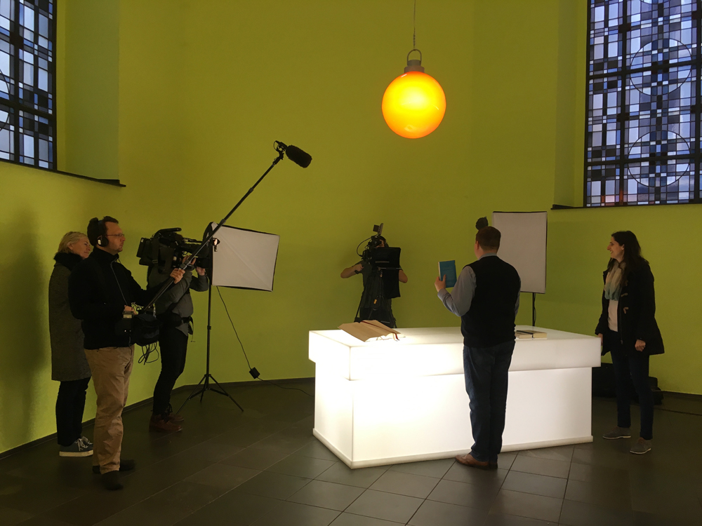 59plus bei der Arbeit – begleitet von FrauTV/WDR. Bildquelle: 59plus/Mattin Ott