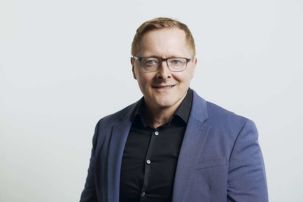 Professor Dr. Fred Mast beschäftigt sich in seinem Buch "Black Mamba" mit der Macht der Imanigation. Bildquelle: © Prof. Dr. Fred Mast