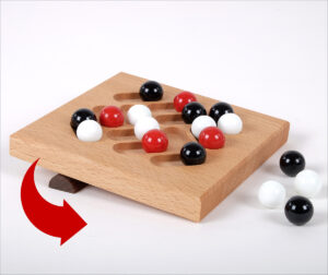 Kipp4. Denkspiel made in Germany.