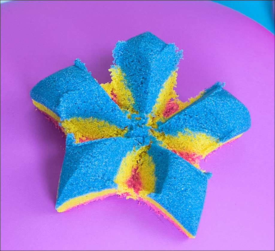 Kinetic Sand. Squishy Spielset Farbe.