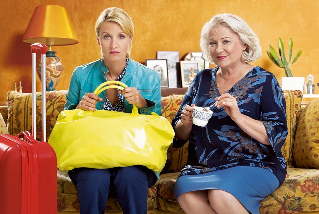 Jacqueline heißt Tochter Stéphanie Willkommen im Hotel Mama. Quelle: © ALAMODE FILM