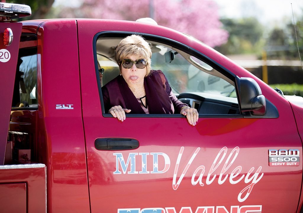 Harriet die alte Kratzbürste in ZU GUTER LETZT. Quelle: © Tobis Film