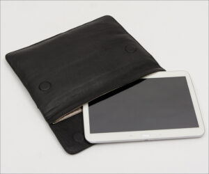 eWall Abschirm-Lederetui. Größe S für Tablet-PCs.